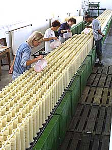 Lotuskerzenproduktion Lotuskerzenproduktion